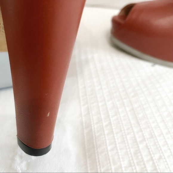 HUGO BOSS COGNAC BROWN LEATHER PEEP TOE HIGH HEELS - 38 - Picture 9 of 13